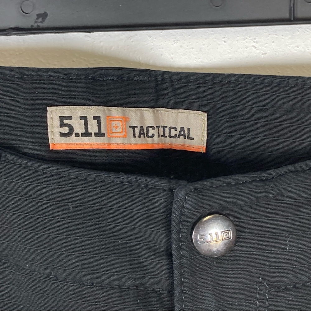 5.11 Tactical Series Cargo Pants Women's Black Utility Straight Size 8 Hiking - Picture 4 of 16